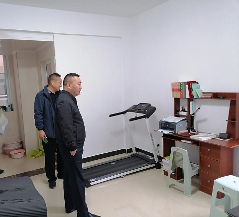 溫情入宿舍，關(guān)懷暖人心